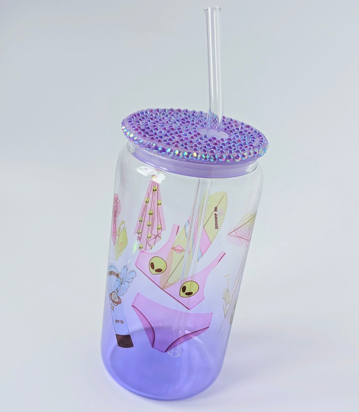 Verre Alien Superstarz : Alien at the Beach