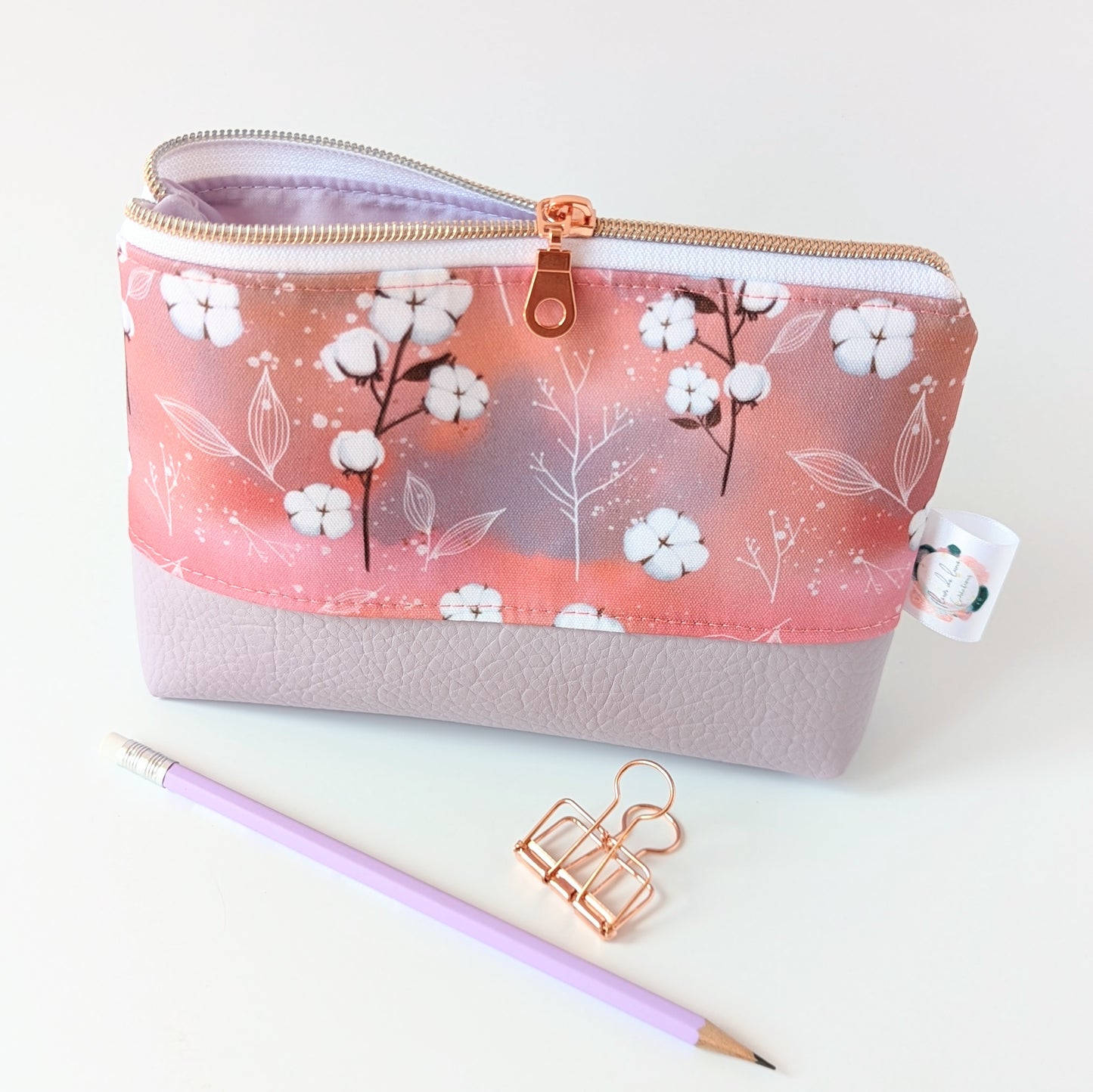 Coffre à crayons 2.0 : Fleur de coton