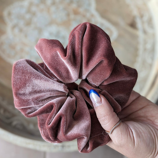 Chouchou : Rose Vintage Velvet