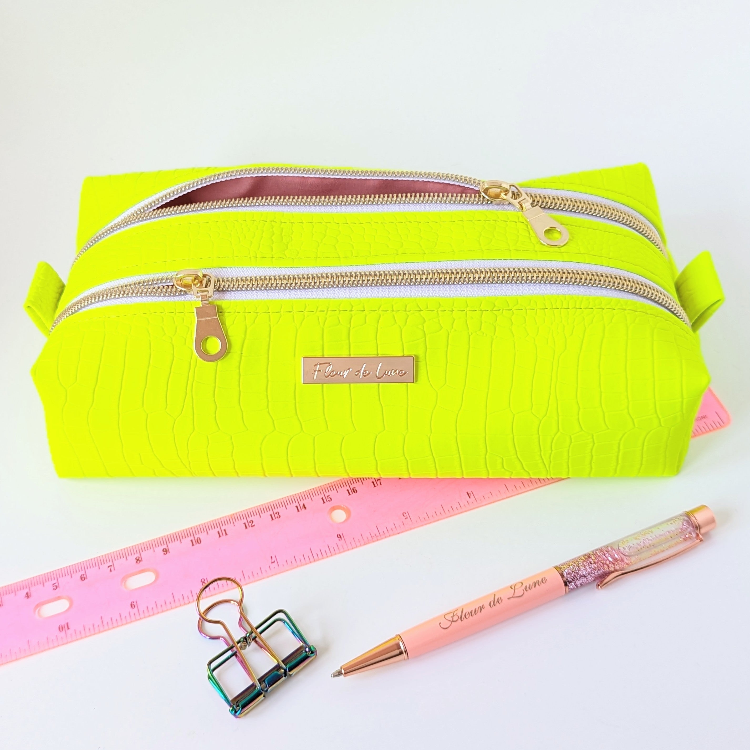 Pochette fluo best sale